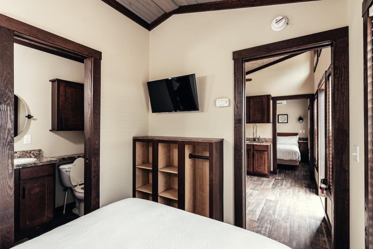 Hotel Camp Cedar Mason Zewnętrze zdjęcie
